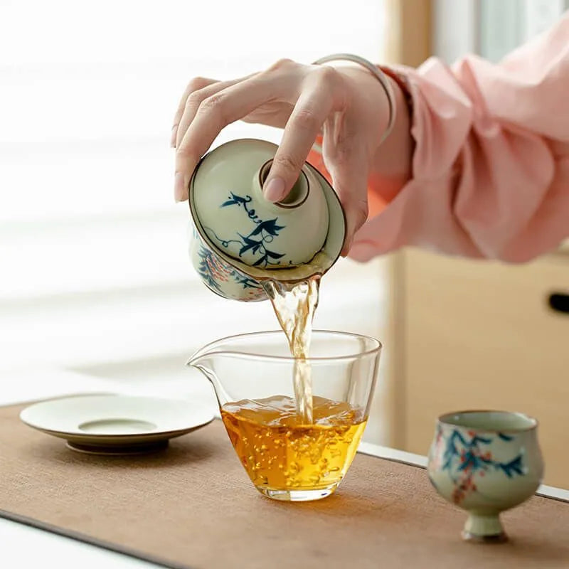 Hand-Painted Wisteria Lidded Bowl 100ml