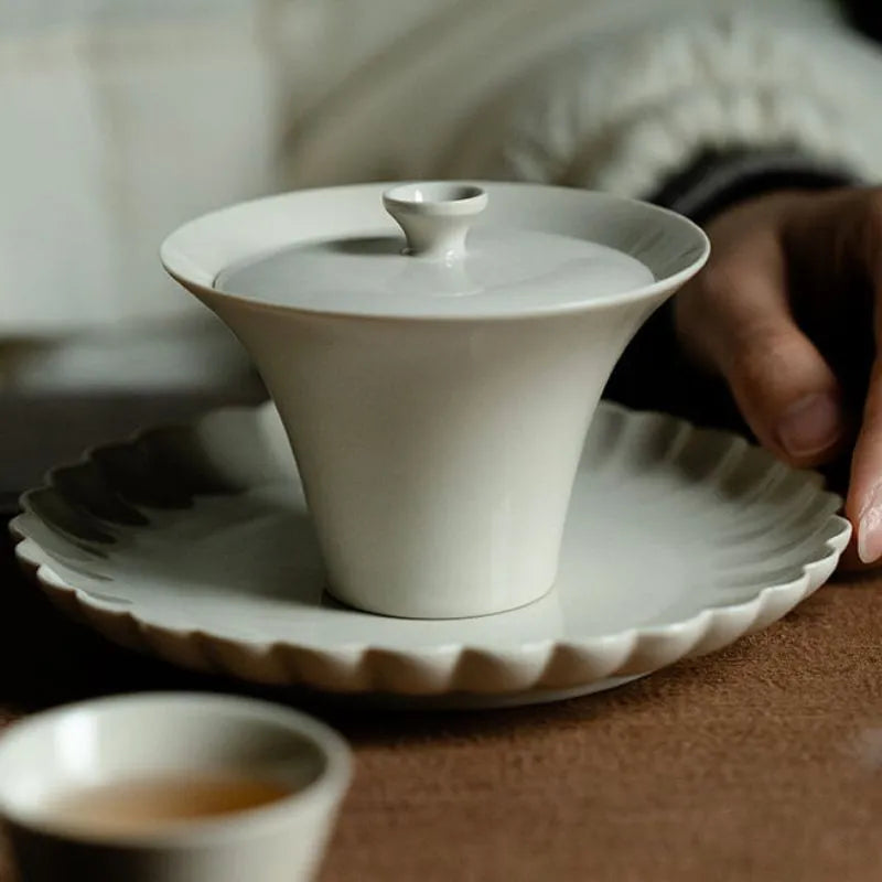 Vegetable Ash-Elegant Lidded Bowl 135ml